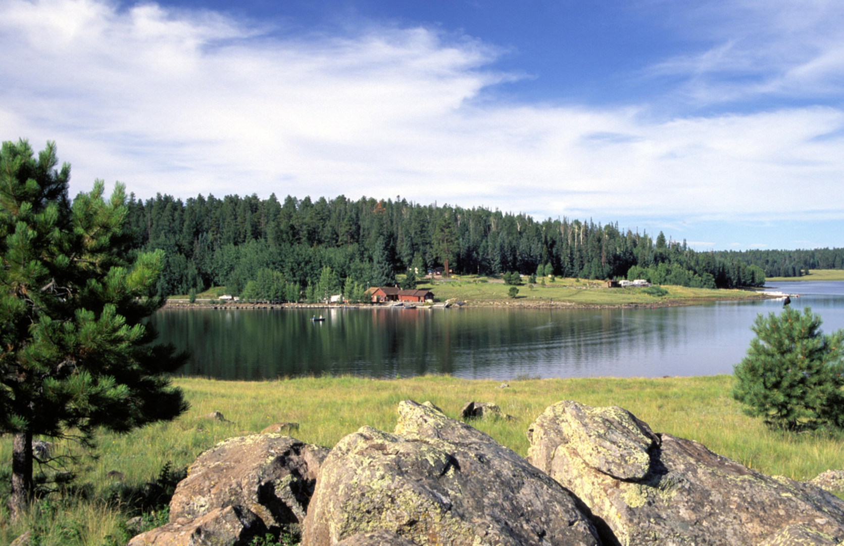 An image depicting the trail Indian Springs Loop Trail and its surrounding area.