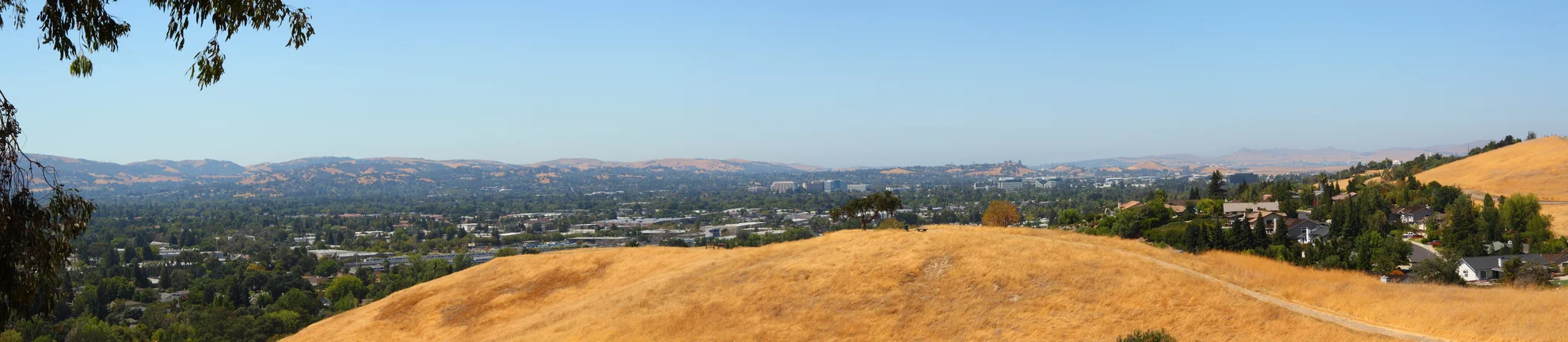 An image depicting the trail Manzanita Loop Trail from Valley Vista Road and its surrounding area.