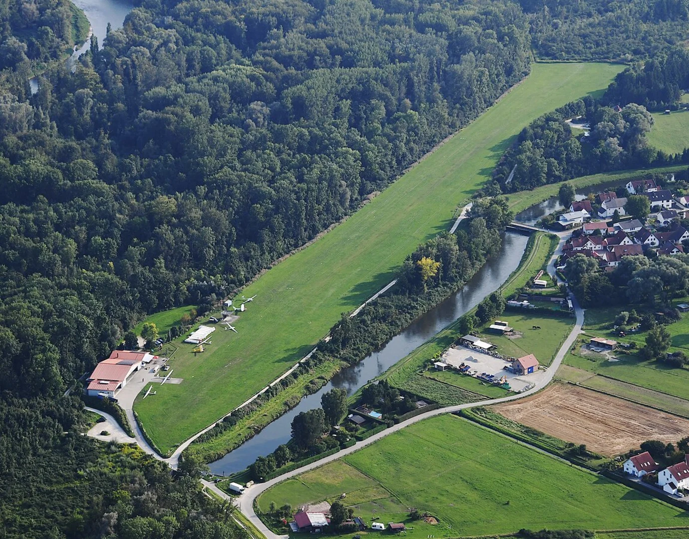 An image depicting the trail Koppenstein and Rudelshagen Loop - Rotterode and its surrounding area.