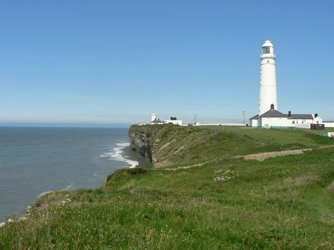 Nash Point Loop