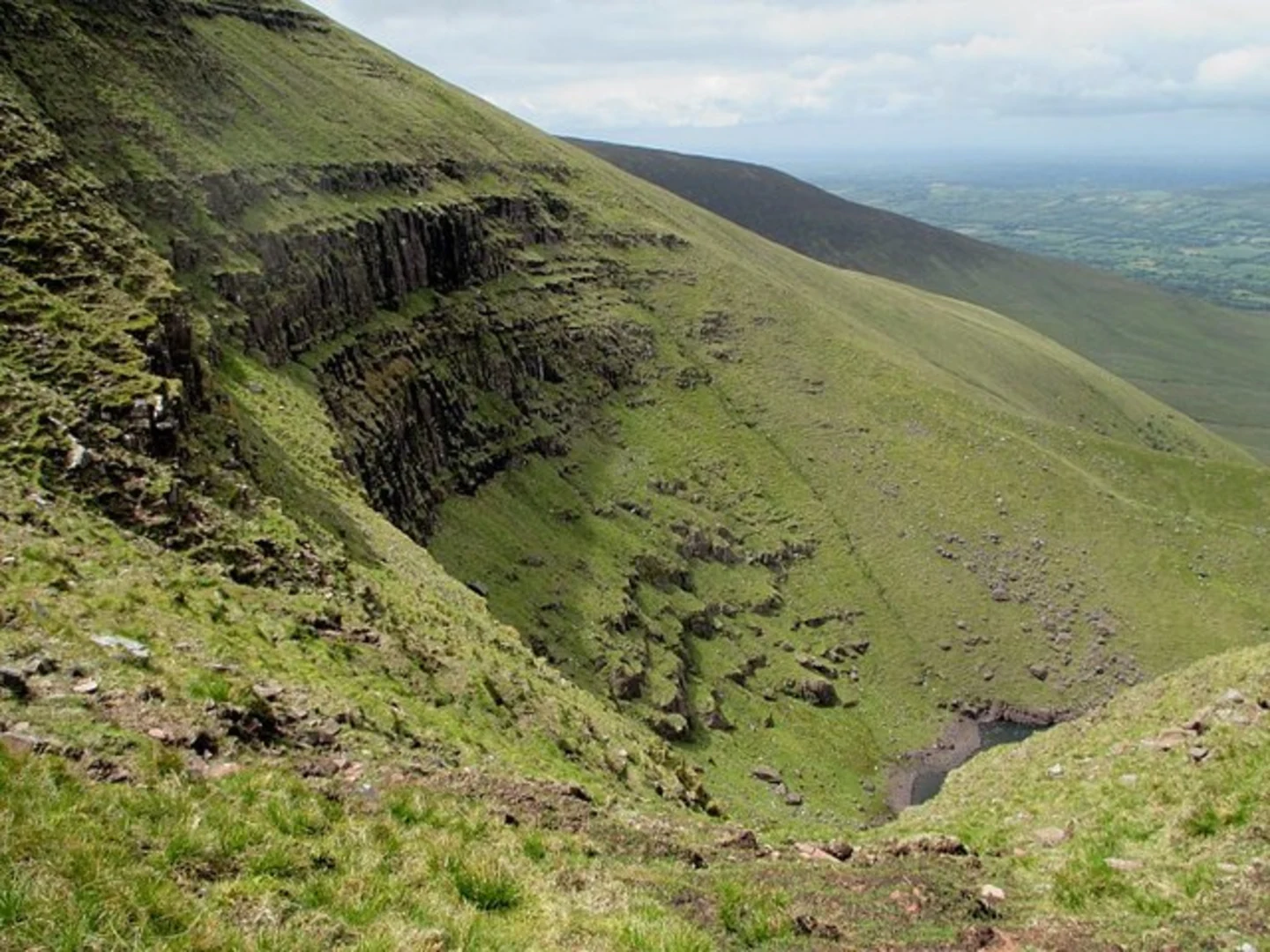 An image depicting the trail Galtymore Loop and its surrounding area.