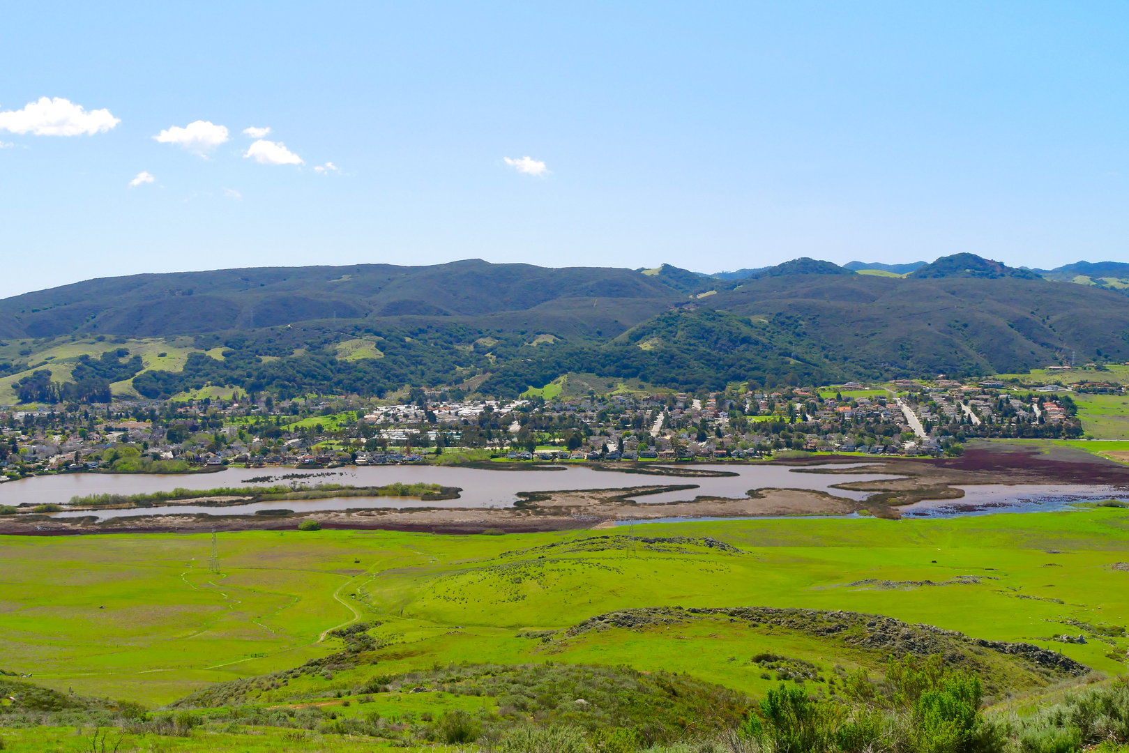 An image depicting the trail Allen K Settle Trail and Lake Side Trail Loop and its surrounding area.
