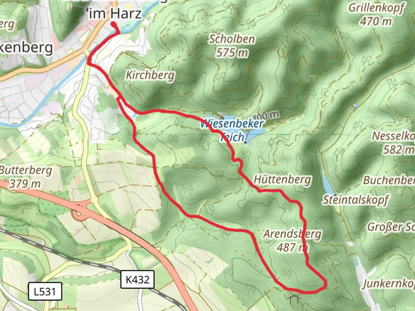 An image depicting the trail Karstwanderweg and Gruenes Dreieck Loop and its surrounding area.