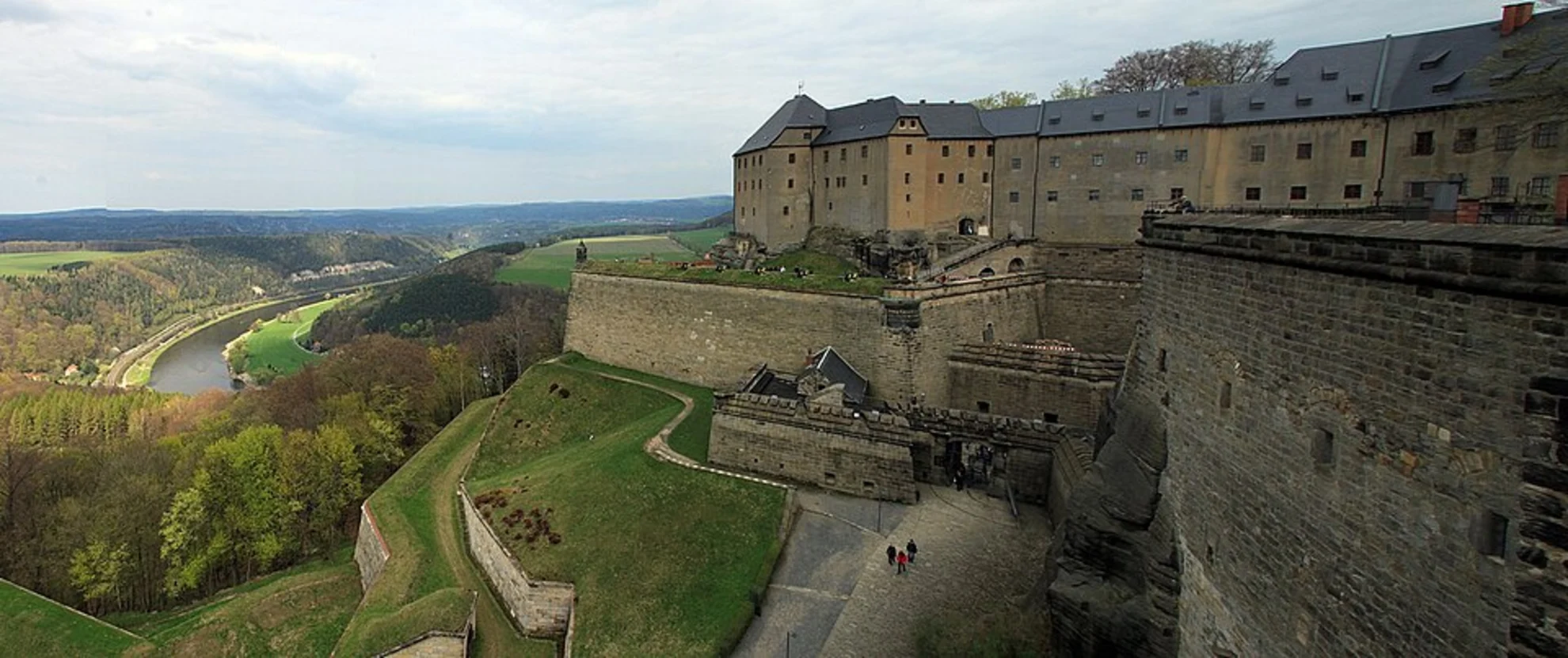 An image depicting the trail Hofgarten and Veste Coburg Loop and its surrounding area.