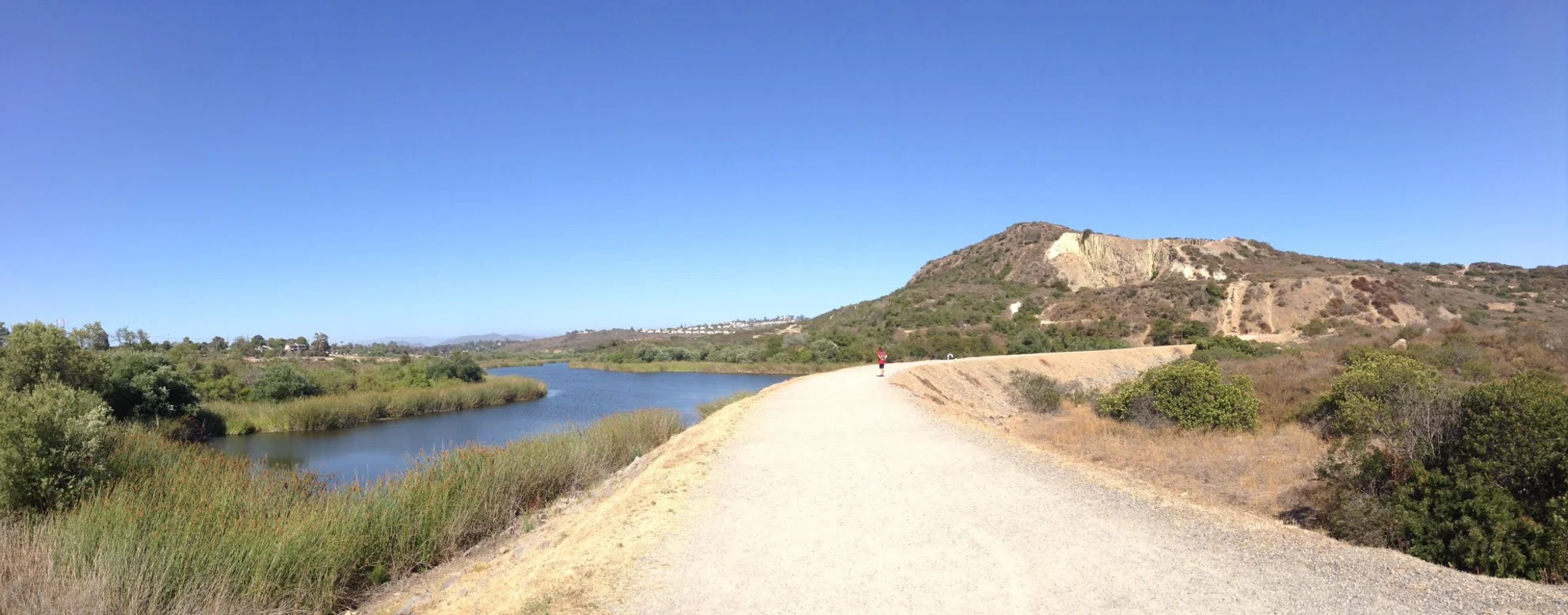 An image depicting the trail Loop around Calavera Mountain and its surrounding area.