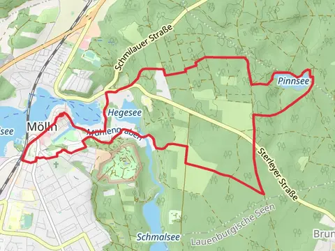 Mühlenteich and Pinnsee via Wandertour Blauer Till-Schuh