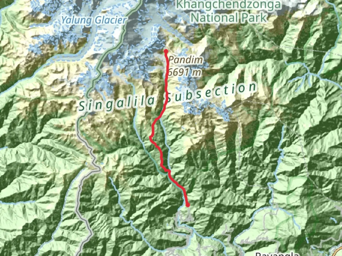 An image depicting the trail Goecha Trek and its surrounding area.
