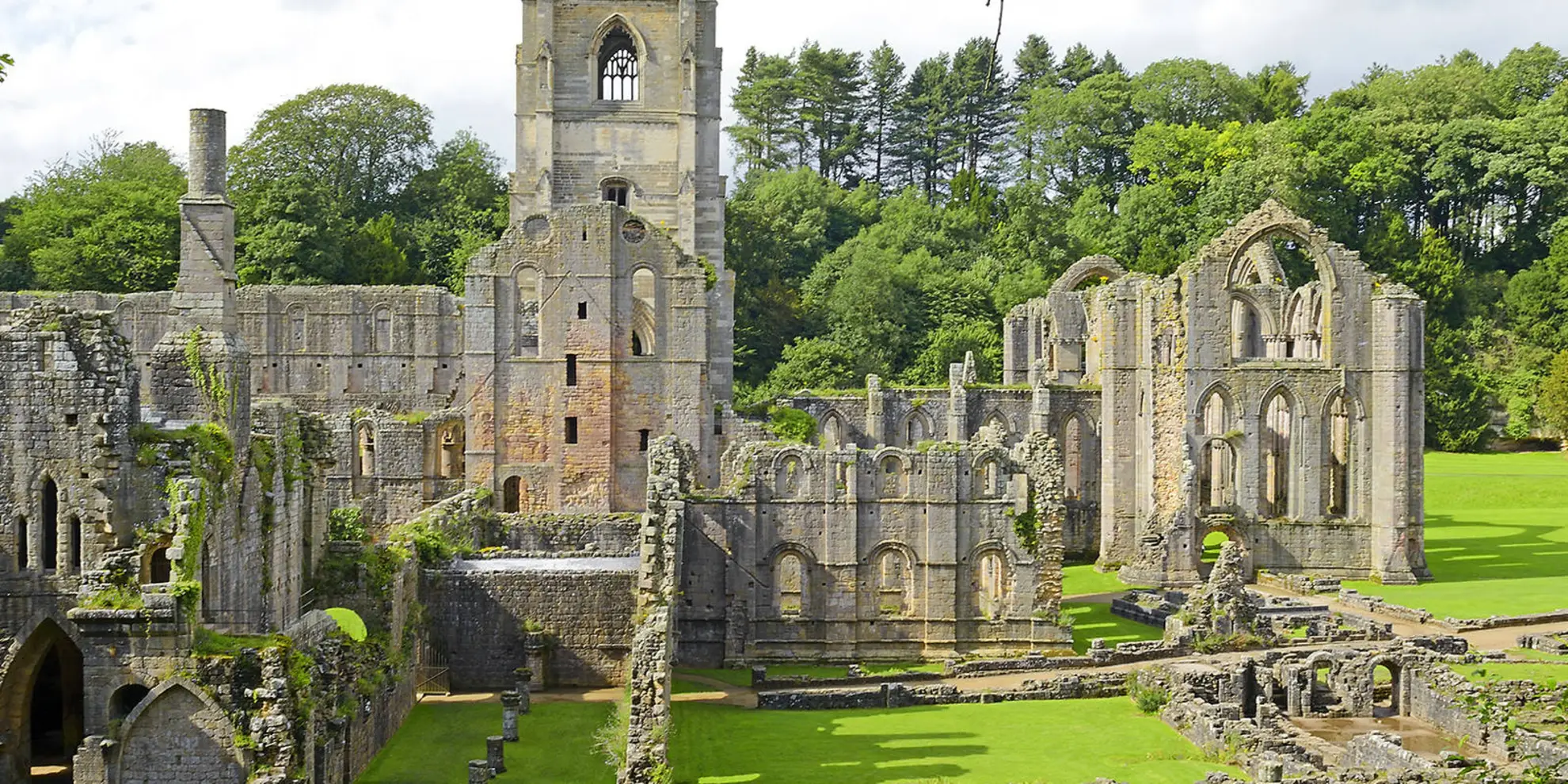 An image depicting the trail Fountains Abbey and Markenfield Hall and its surrounding area.