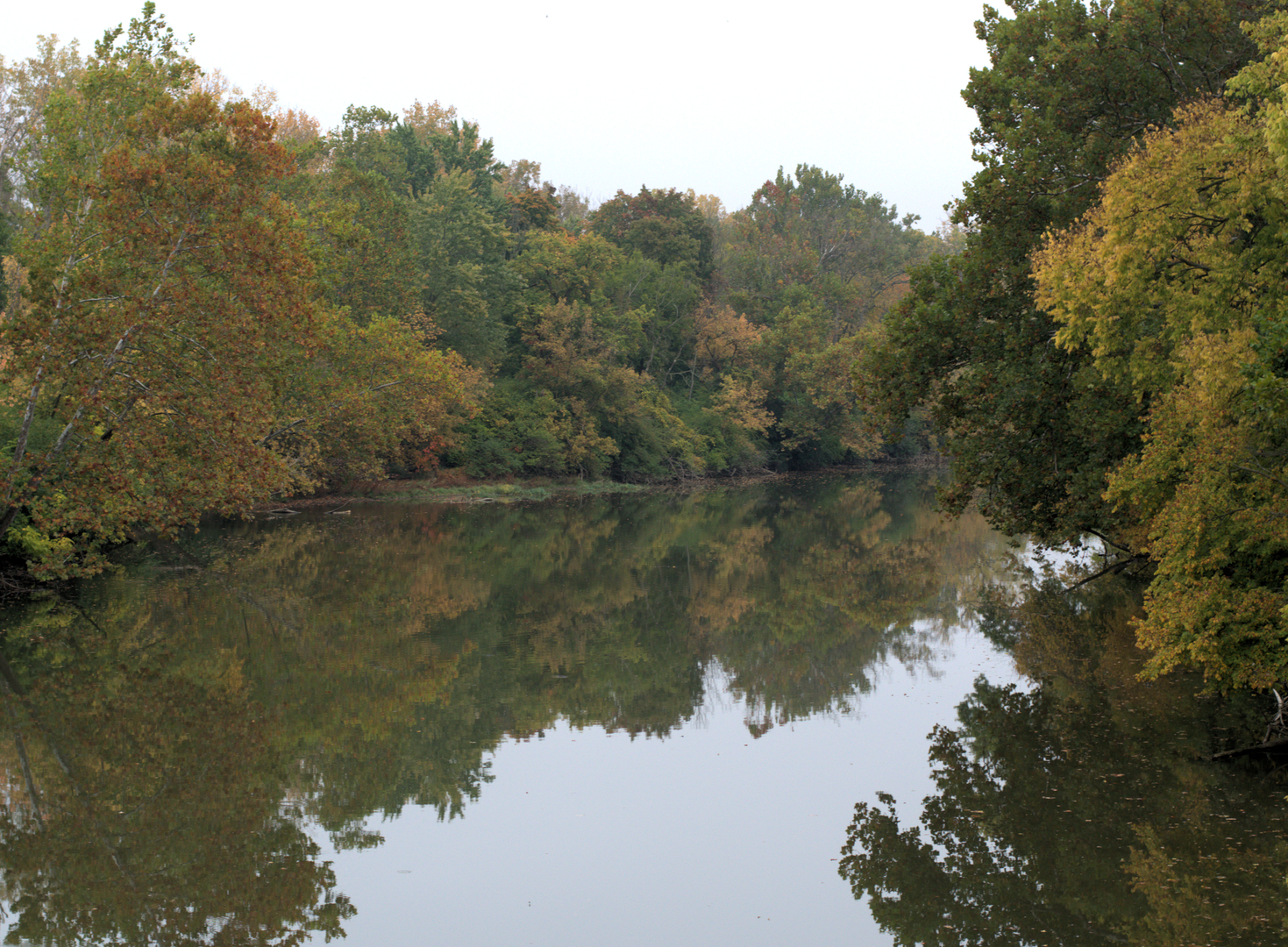 An image depicting the trail Buckeye Trail and Tadmor Trail near Great Miami River and its surrounding area.