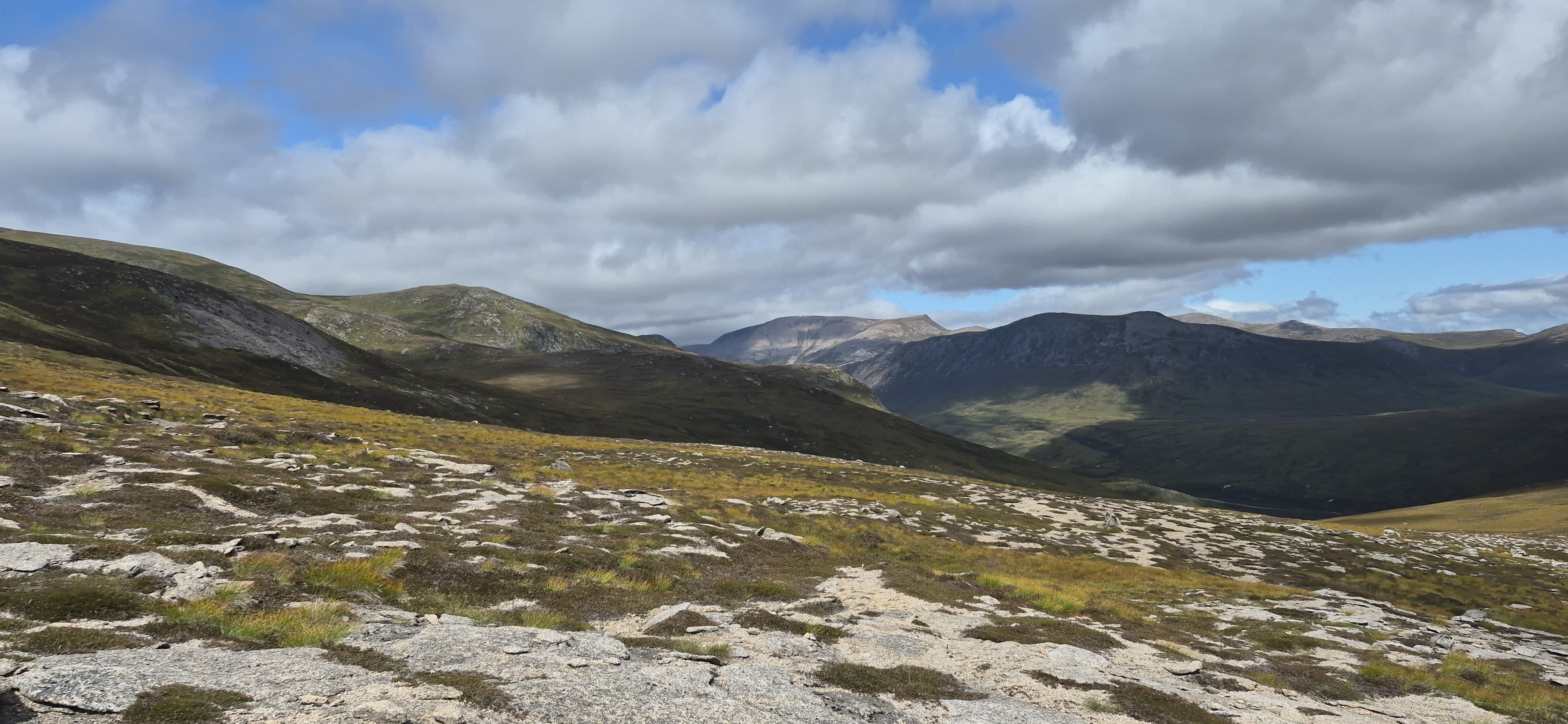 A map preview of the recording Hike on monadh Mhor, Beinn Bhrotain from linn of dee.