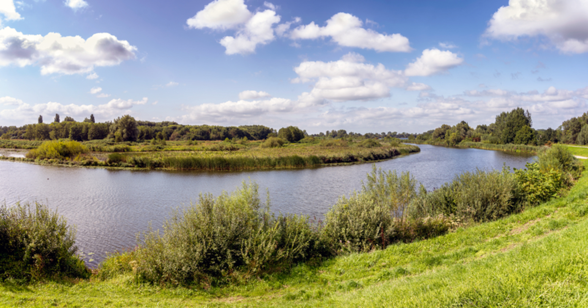 An image depicting the trail Heidens Weg and Tiend Weg Loop and its surrounding area.
