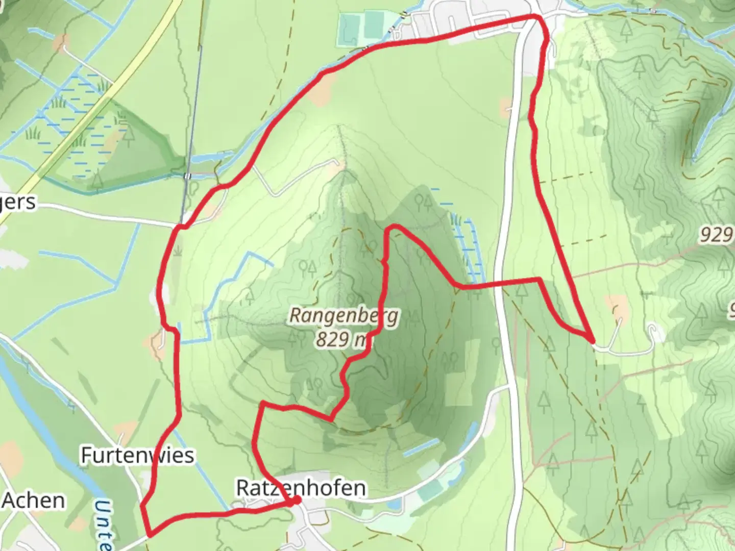 An image depicting the trail Adelegg Wandergebiet Loop and its surrounding area.