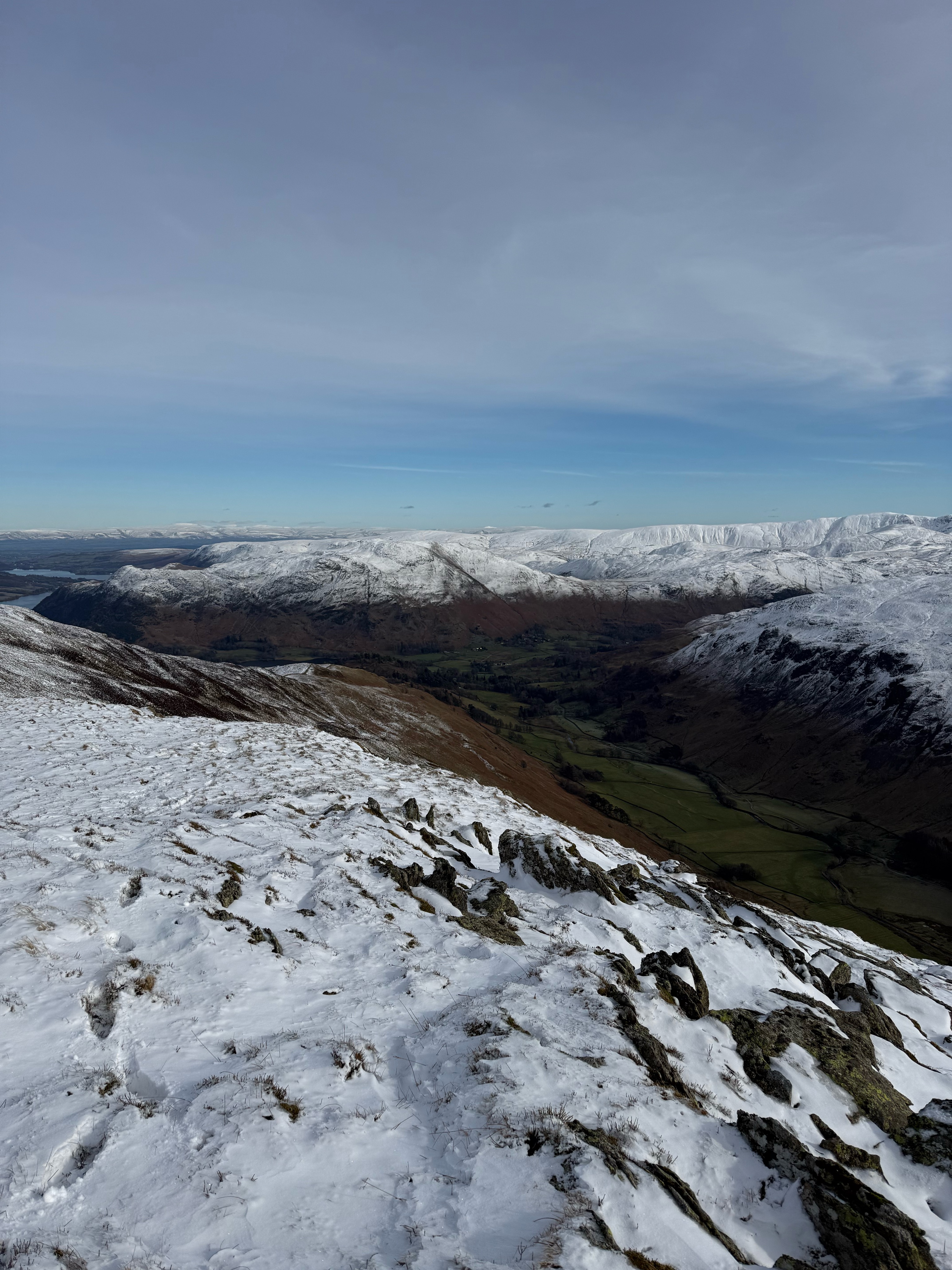 A map preview of the recording Helvellyn via striding edge loop .