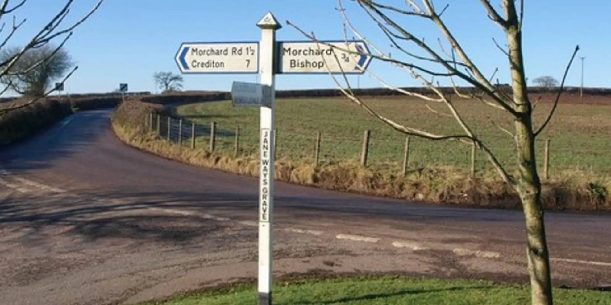 An image depicting the trail Knathorne and Oldborough from Morchard Richard and its surrounding area.