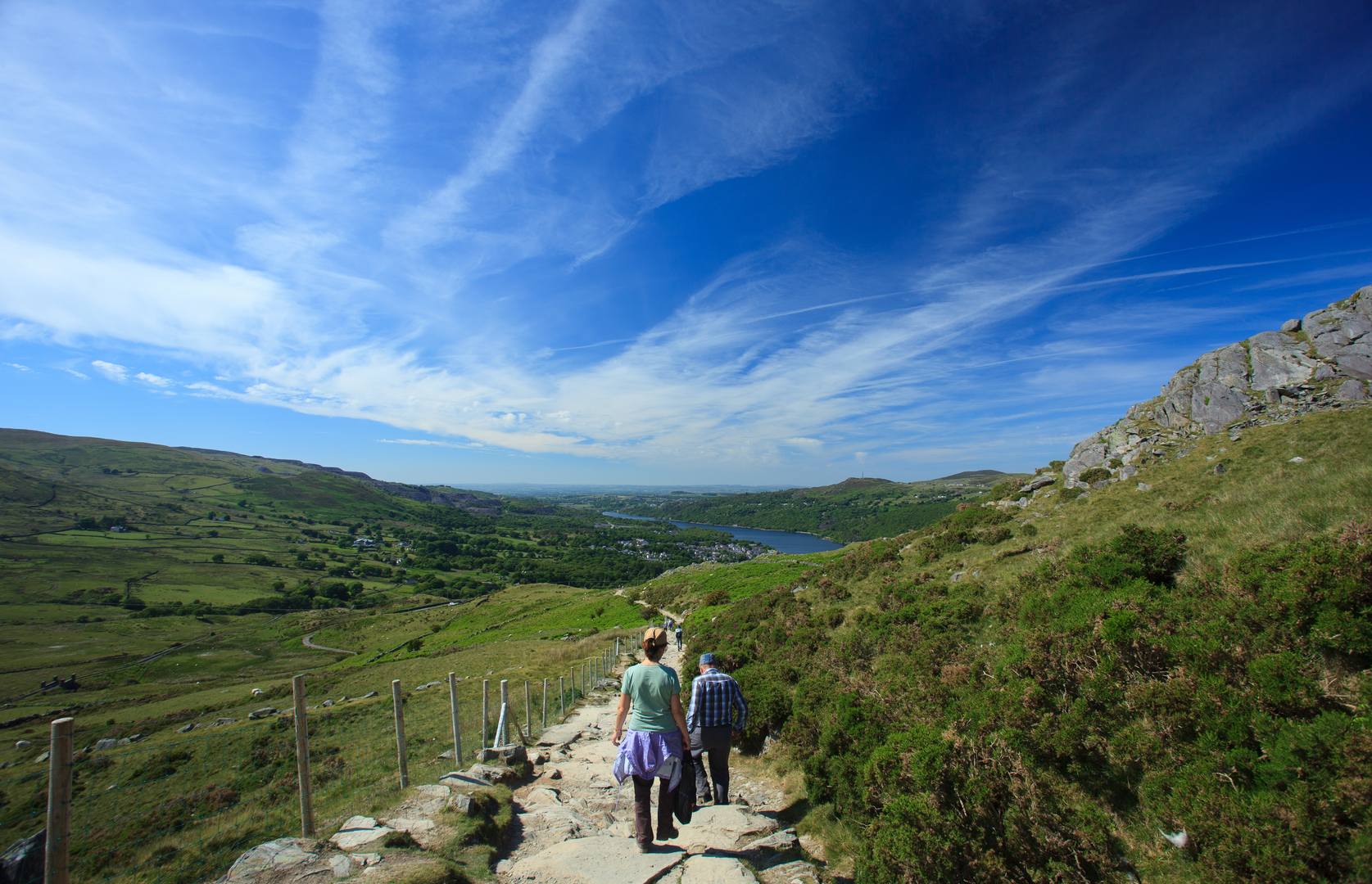 An image depicting the trail Snowdon by the Llanberis Path and its surrounding area.