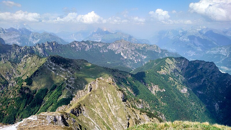 An image depicting the trail Dolomiti Bellunesi National Park and its surrounding area.