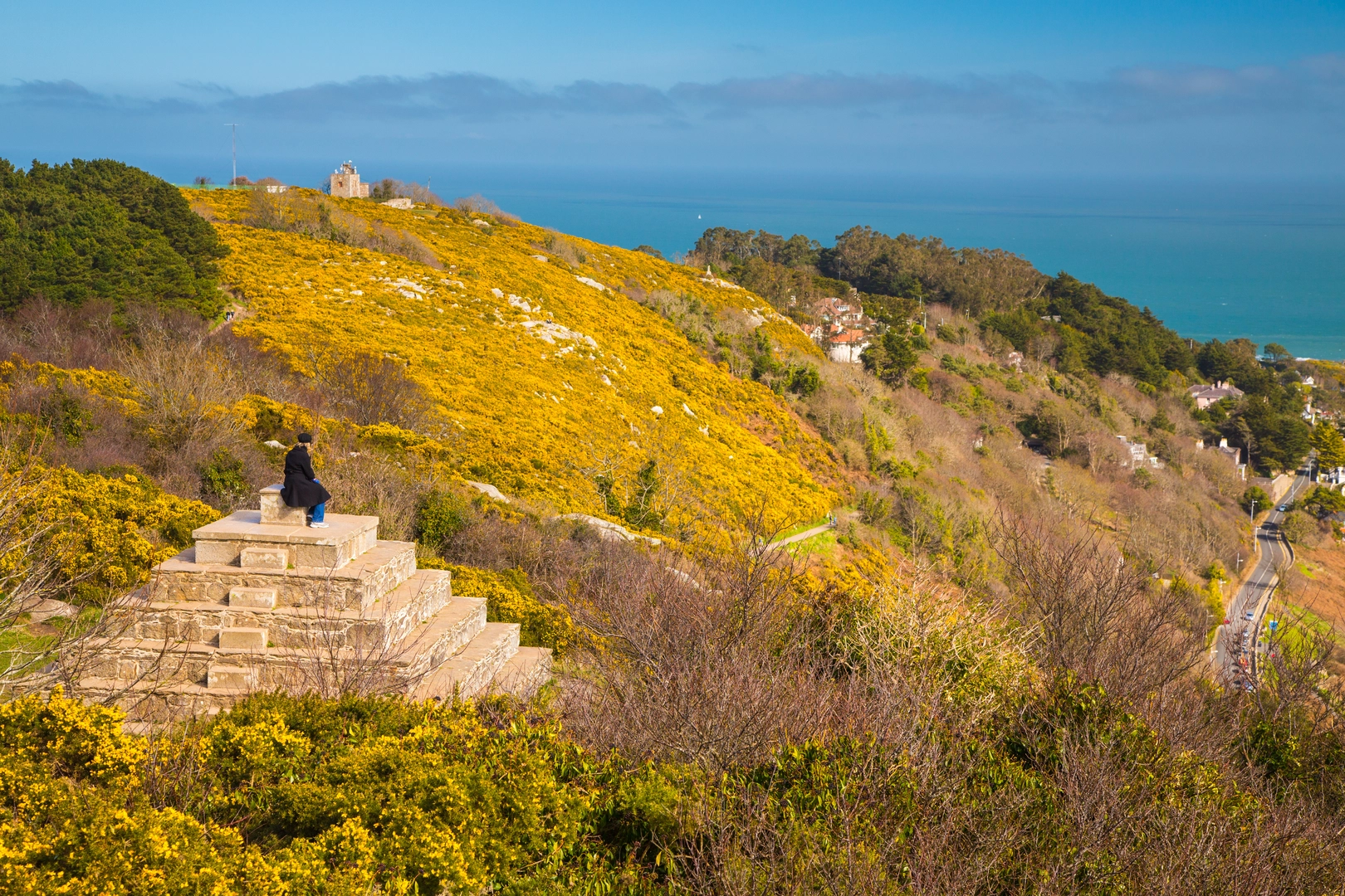 An image depicting the trail Dun Laoghaire to Killiney Hill Park Loop and its surrounding area.