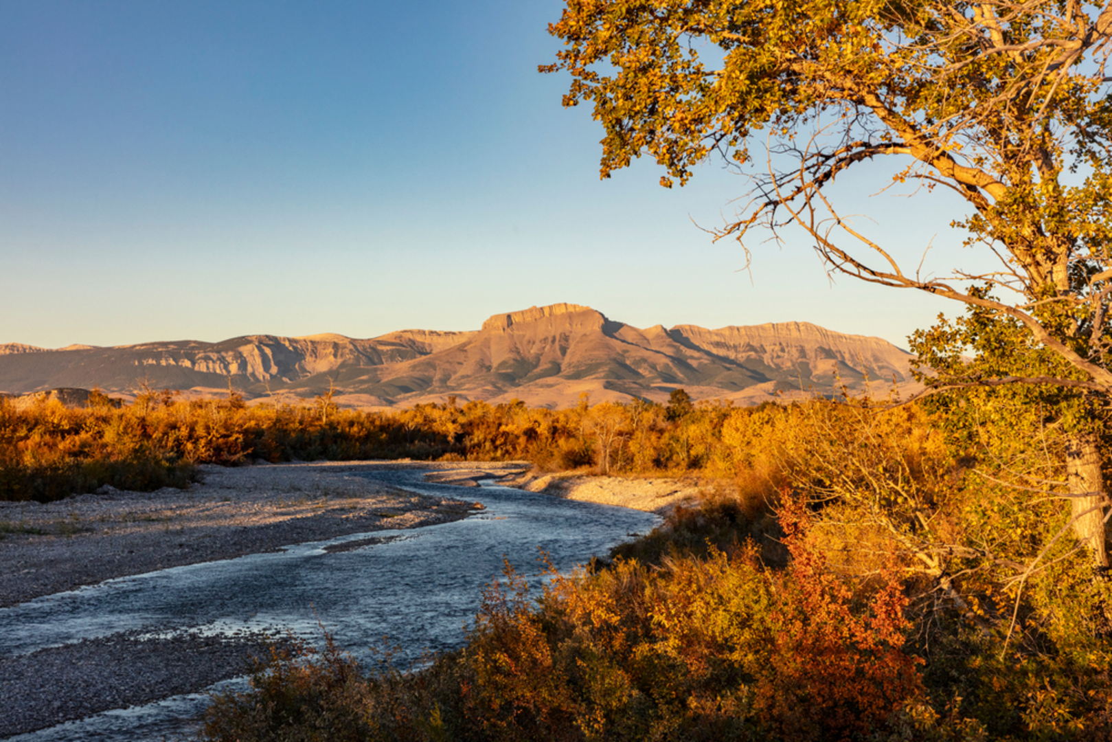 An image depicting the trail Clary Coulee Trail and its surrounding area.
