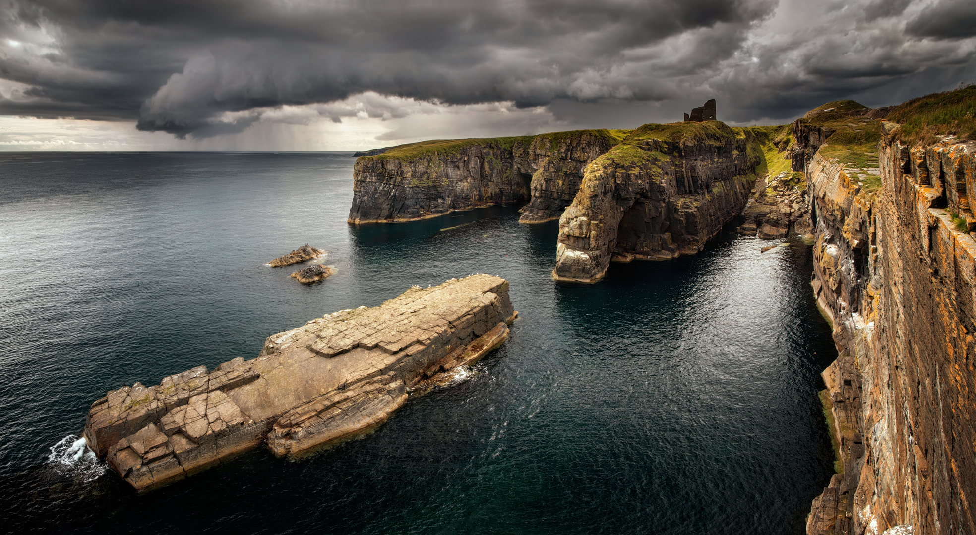 An image depicting the trail John o'Groats Trail and its surrounding area.