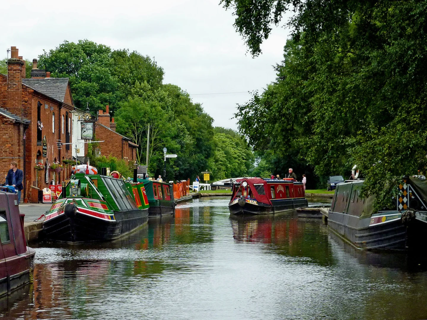 Alrewas and Fradley Junction Walk | Staffordshire | England