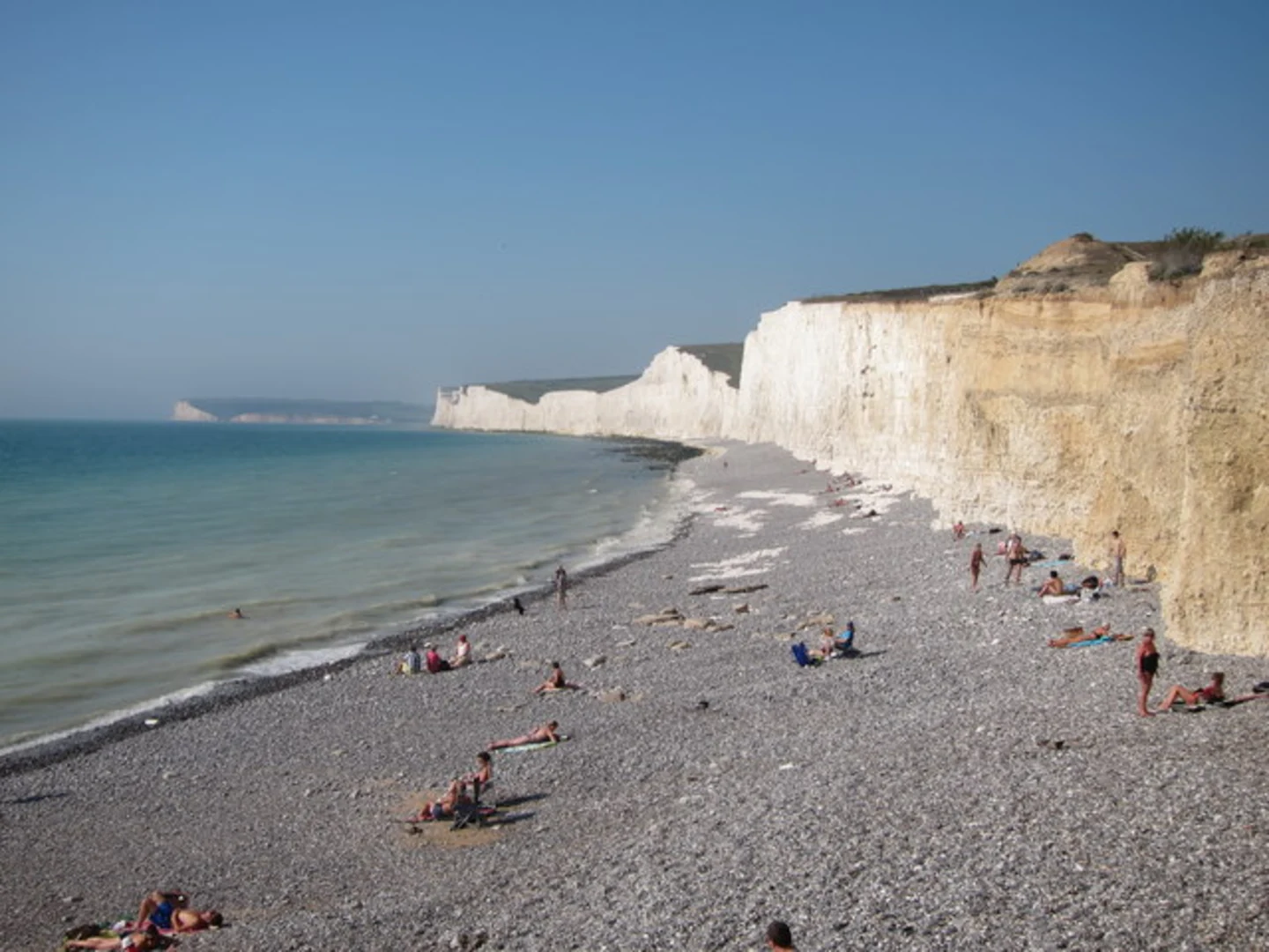 An image depicting the trail East Dean to Birling Gap Loop and its surrounding area.