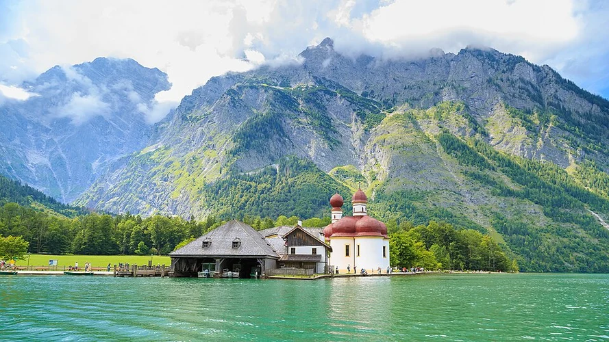 Berchtesgaden to St Bartholomae via AV Weg