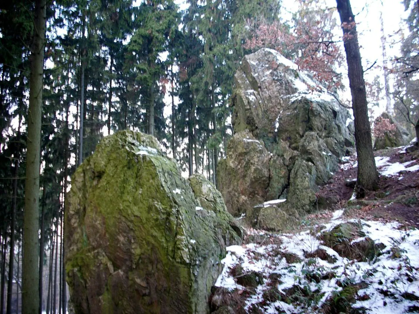 An image depicting the trail Oberseelbach to Niedernhausen Walk and its surrounding area.
