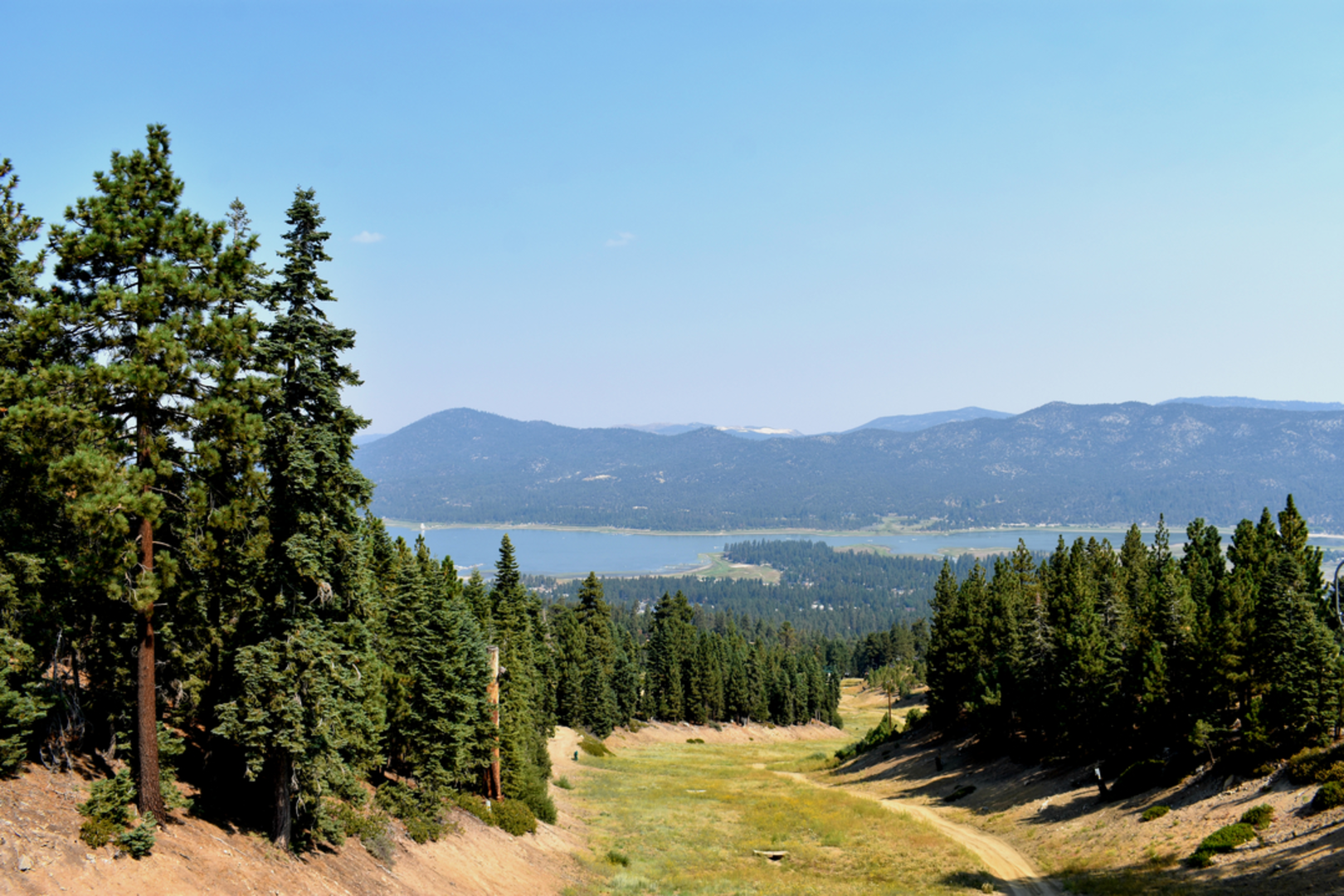 An image depicting the trail Camp Creek National Recreation Trail and its surrounding area.