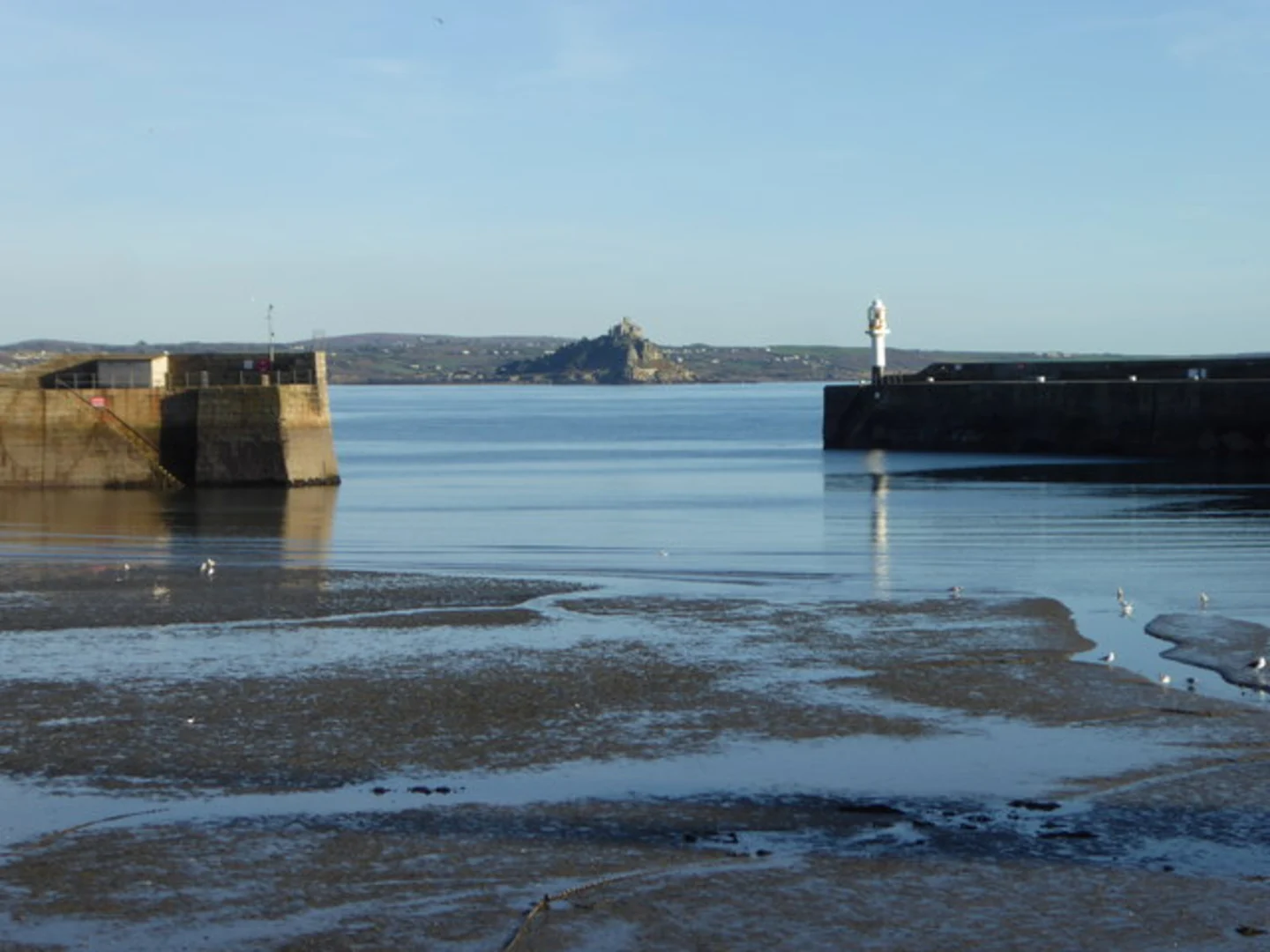An image depicting the trail St Michael's Mount from Penzance and its surrounding area.