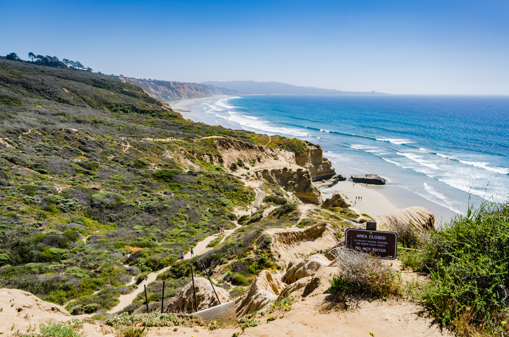 An image depicting the trail Beach Trail and its surrounding area.
