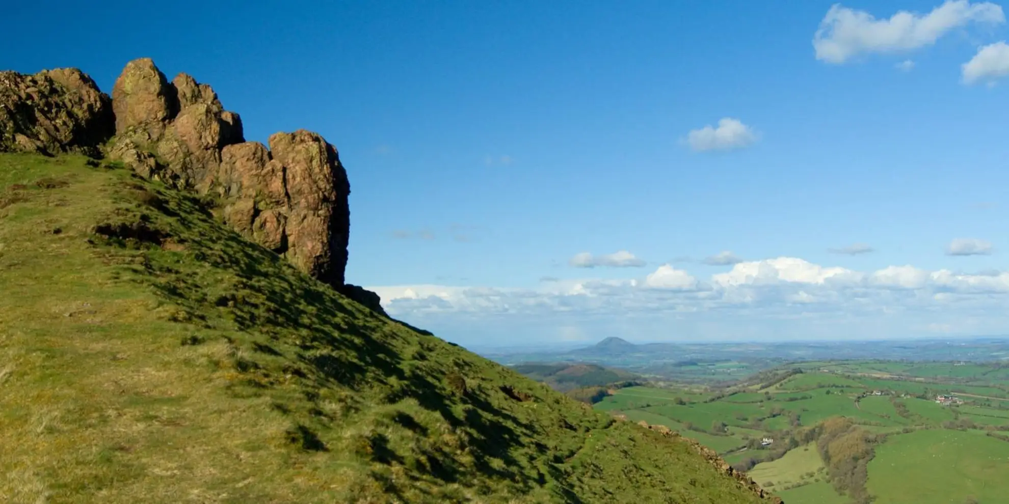 An image depicting the trail Cardington - Caer Caradoc - Hope Bowdler and Willstone Hills and its surrounding area.