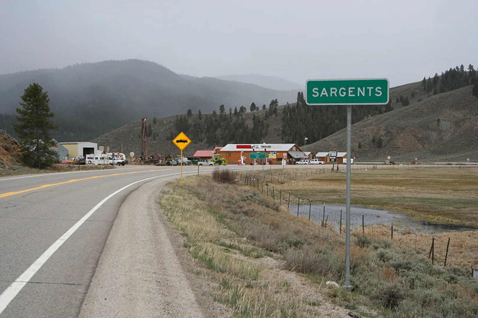 An image depicting the trail Hicks Gulch Trail and its surrounding area.
