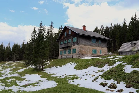 BergZeitReise Tagestourentipp - Falkenstein- und Lachalm