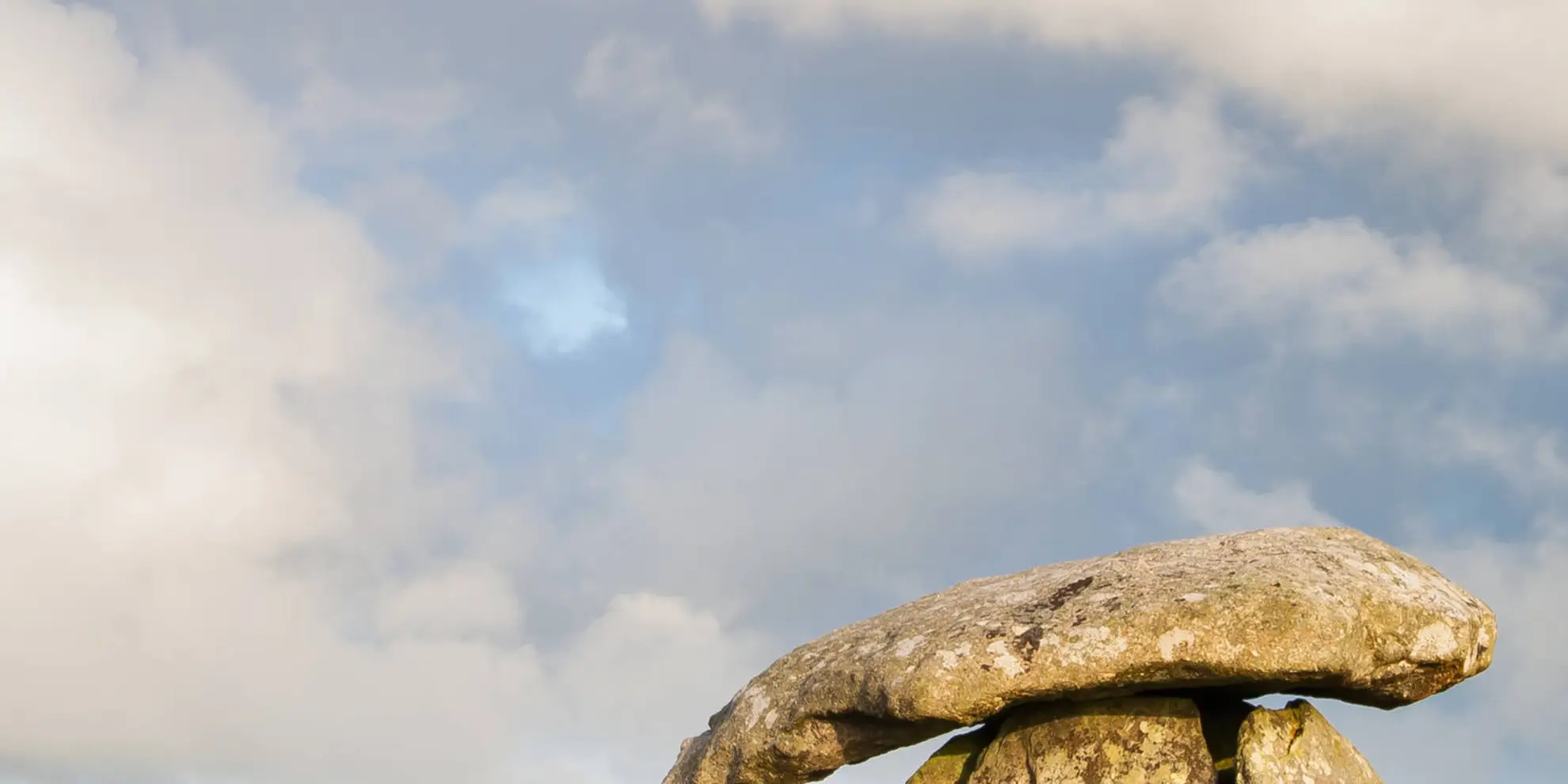 An image depicting the trail Chun Quoit and Botallack from Carnyorth and its surrounding area.