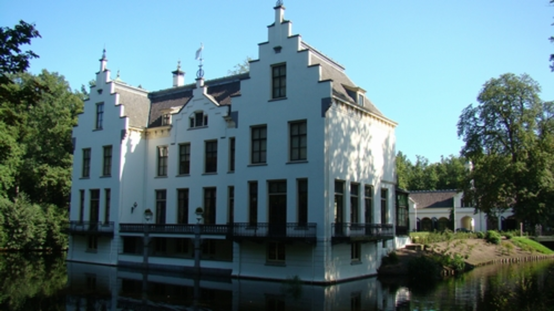 An image depicting the trail Kasteel Staverden and Landgoed Staverden Loop and its surrounding area.