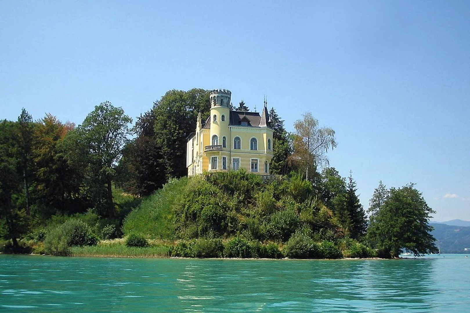 An image depicting the trail Bad Staffelstein and Nedensdorf Loop via River Main and Worthersee and its surrounding area.