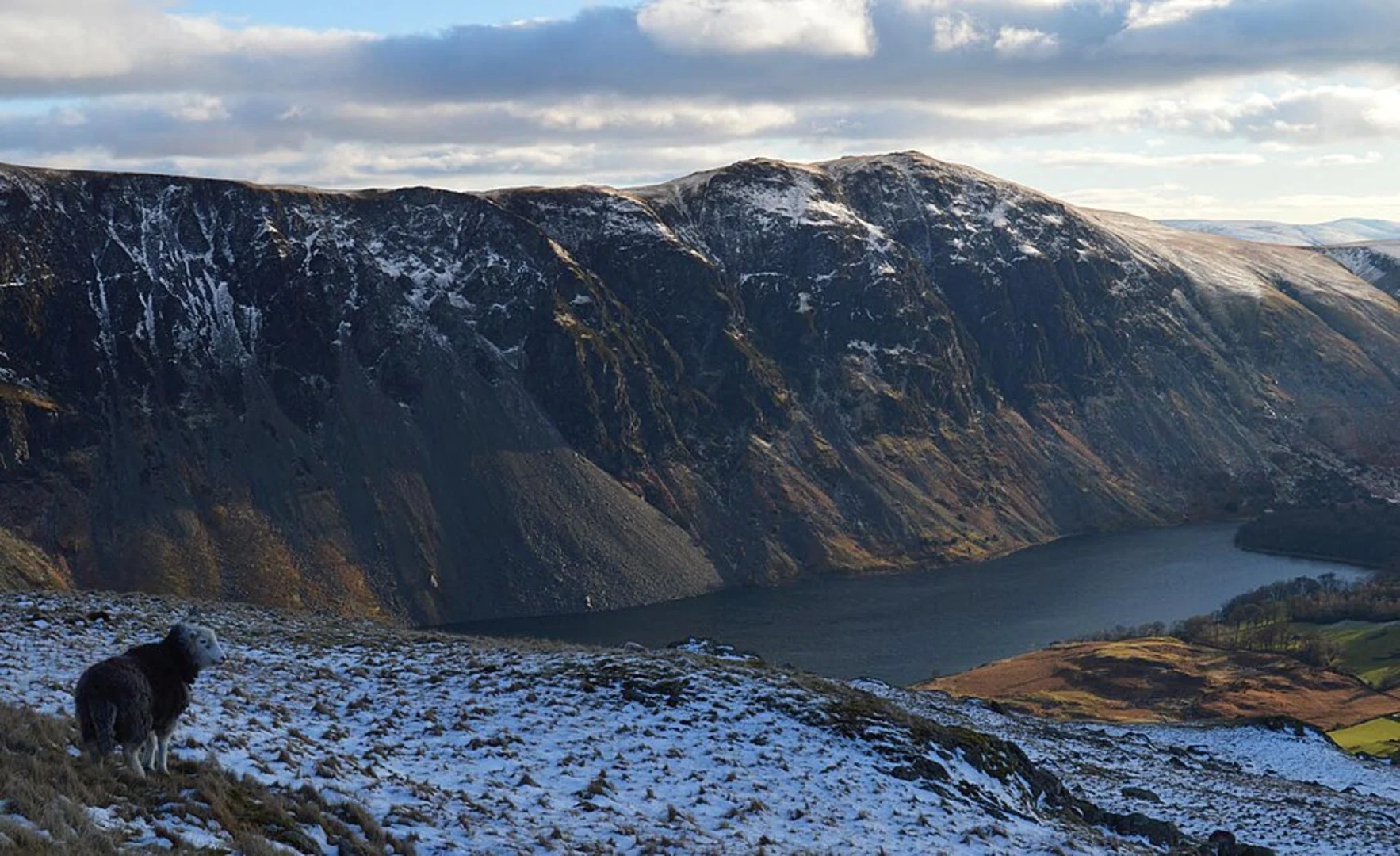 An image depicting the trail Illgill Head from The Lodge and its surrounding area.
