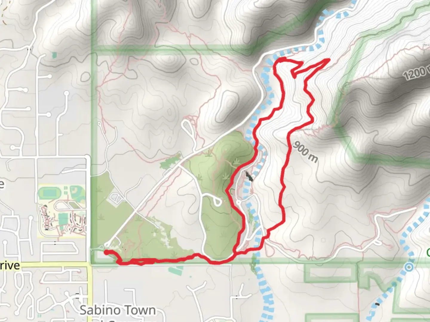 An image depicting the trail Sabino Creek and Phoneline Loop Trail and its surrounding area.