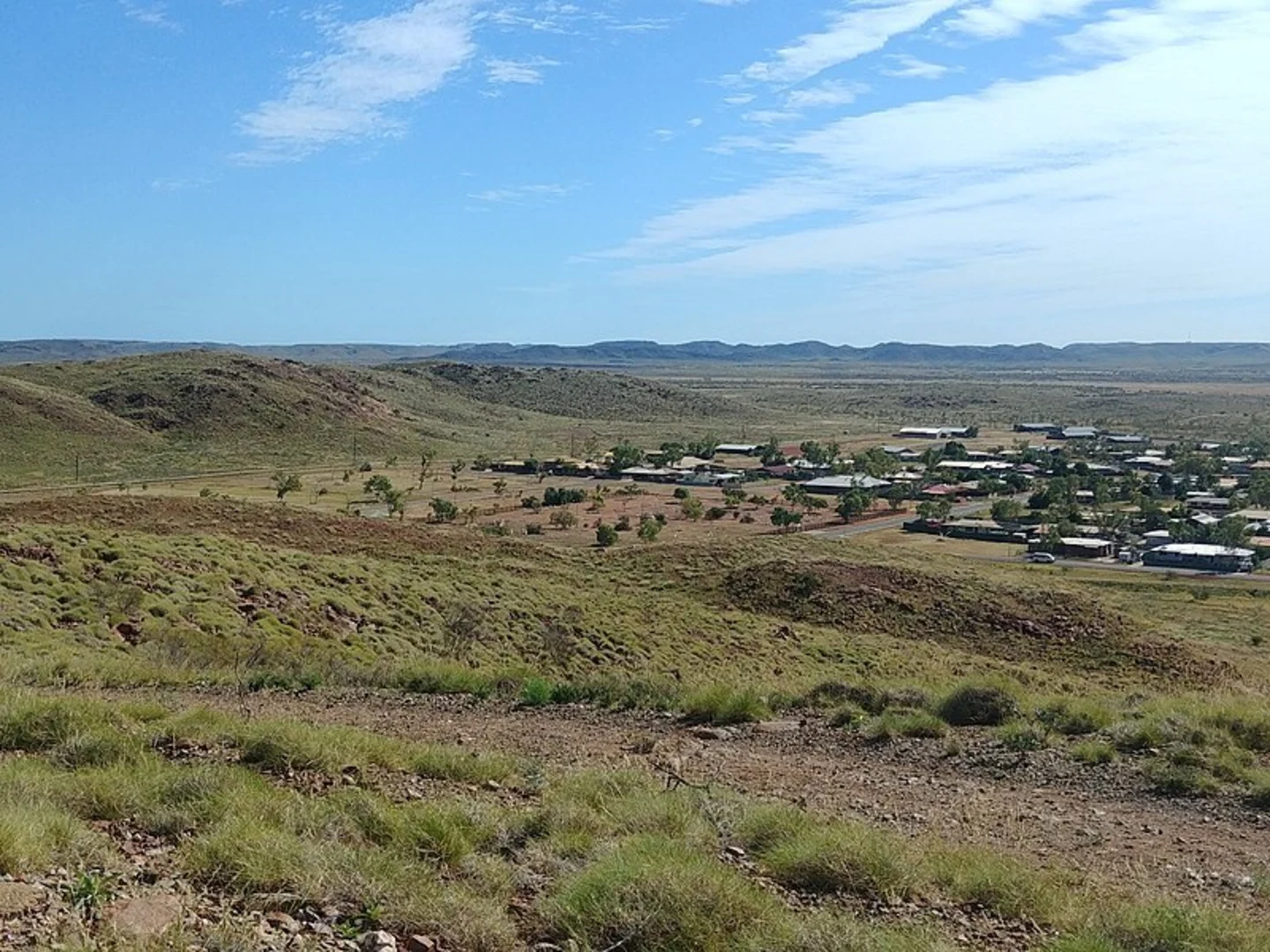 An image depicting the trail Roebourne Heritage Trail and its surrounding area.