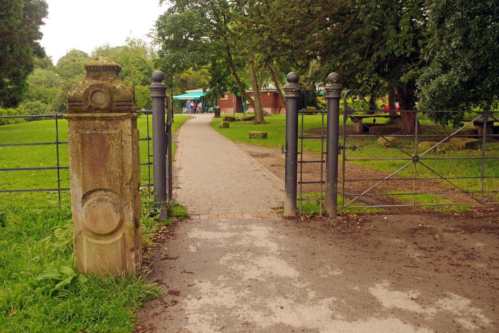An image depicting the trail Wepre Park Loop and its surrounding area.