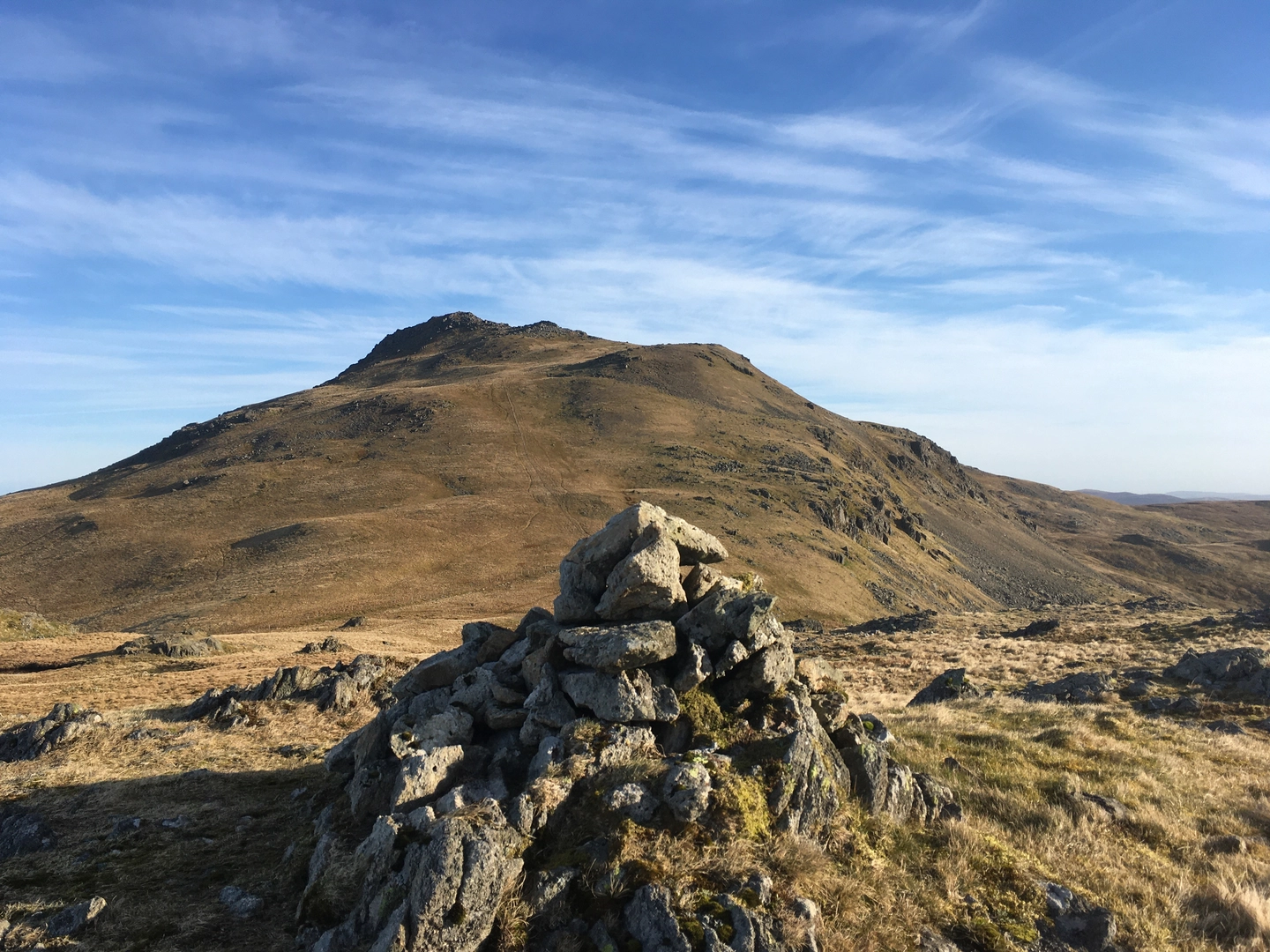 An image depicting the trail Arenig Fawr & Moel Llyfnant and its surrounding area.