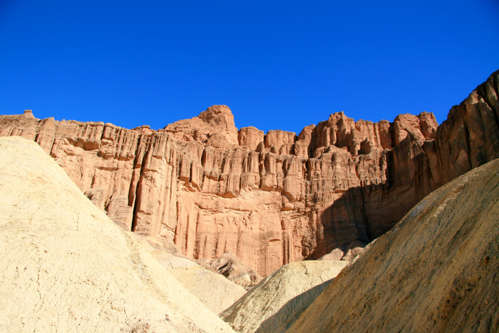 An image depicting the trail Golden Canyon Trail and its surrounding area.