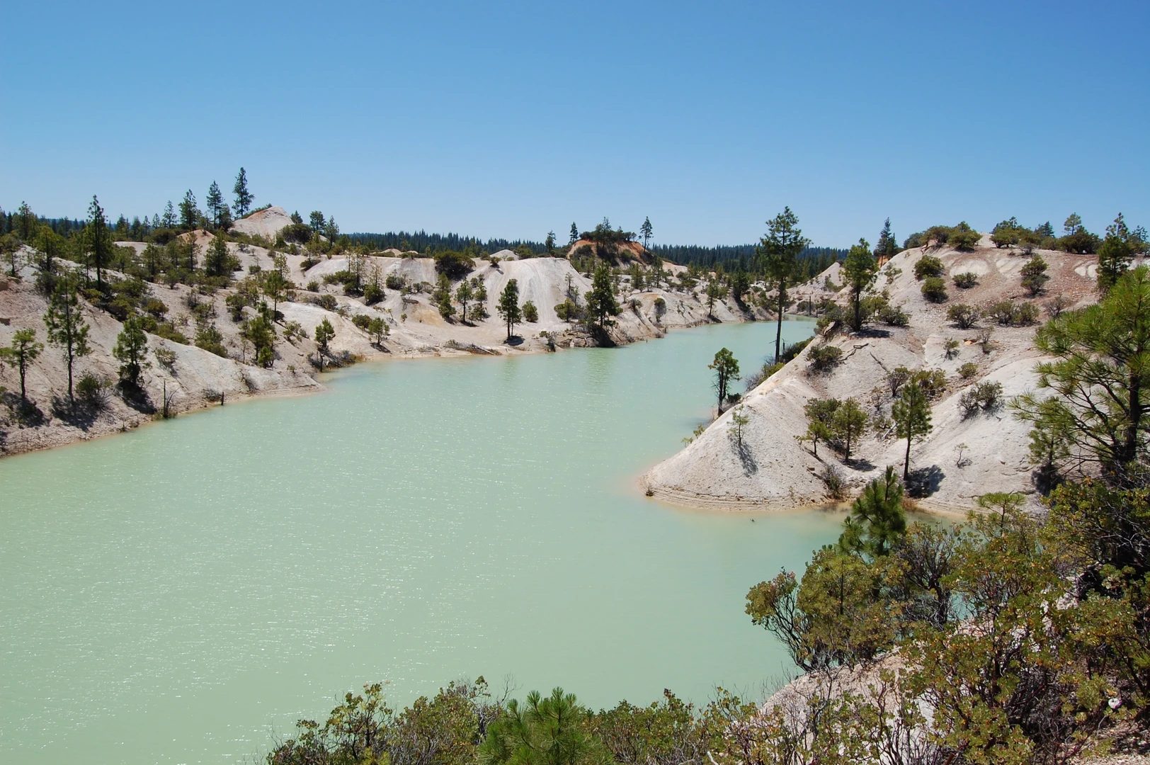 An image depicting the trail Rim, Missouri Bar and South Yuba Loop Trail and its surrounding area.