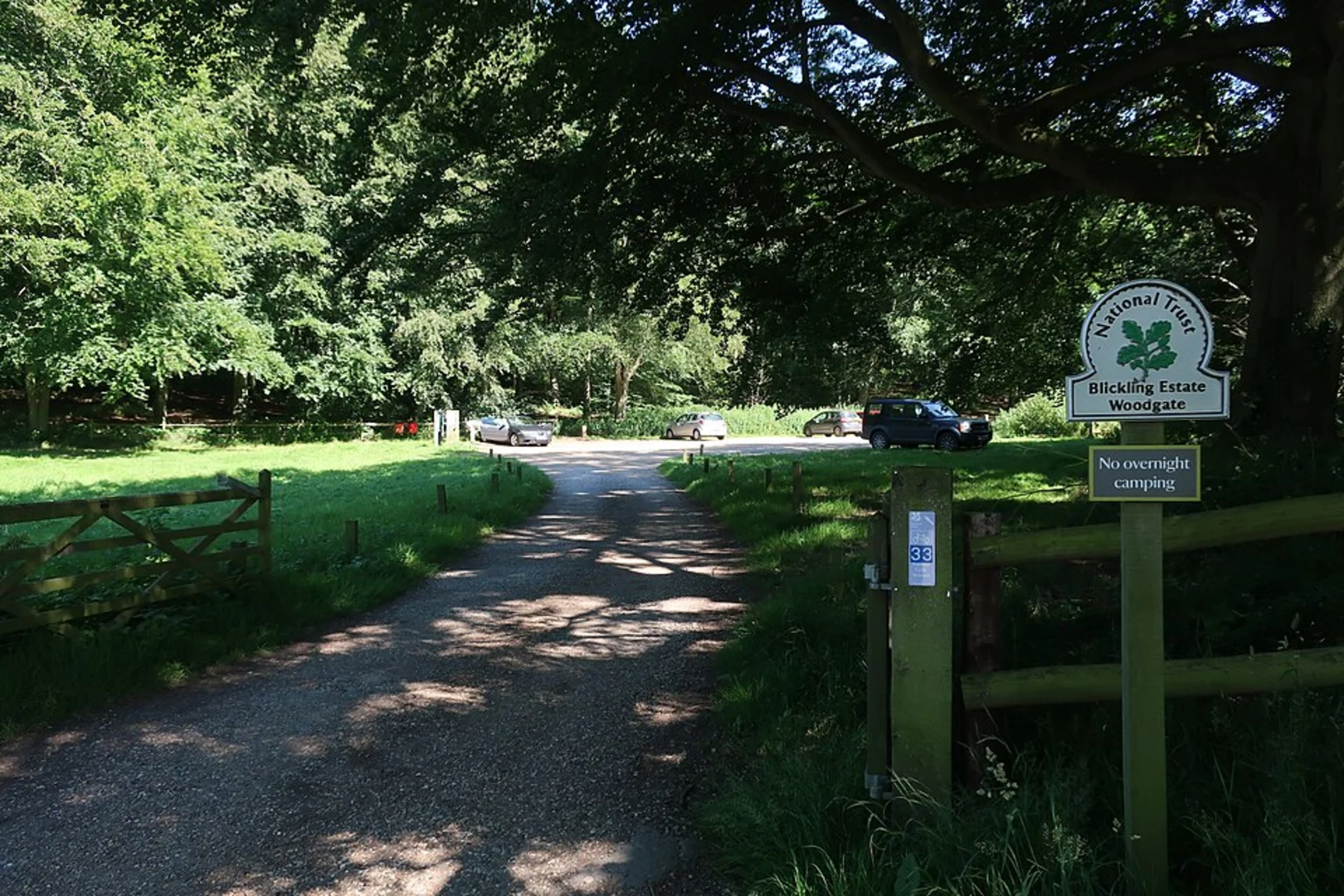 An image depicting the trail Blickling Park and The Lake Loop and its surrounding area.