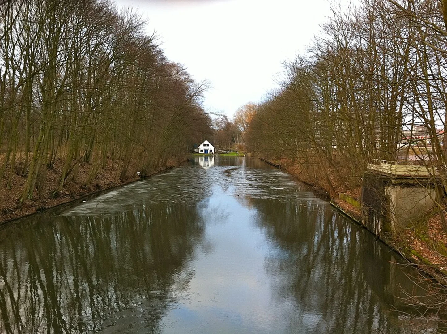 An image depicting the trail Stichkanal Osnabrück Loop - Hollage and its surrounding area.