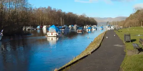Balloch Castle Country Park - Walled Garden Route
