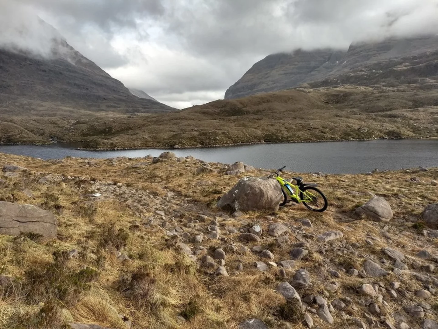 An image depicting the trail Northern Pinnacles of Mullach an Raihain Loop from Torridon and its surrounding area.