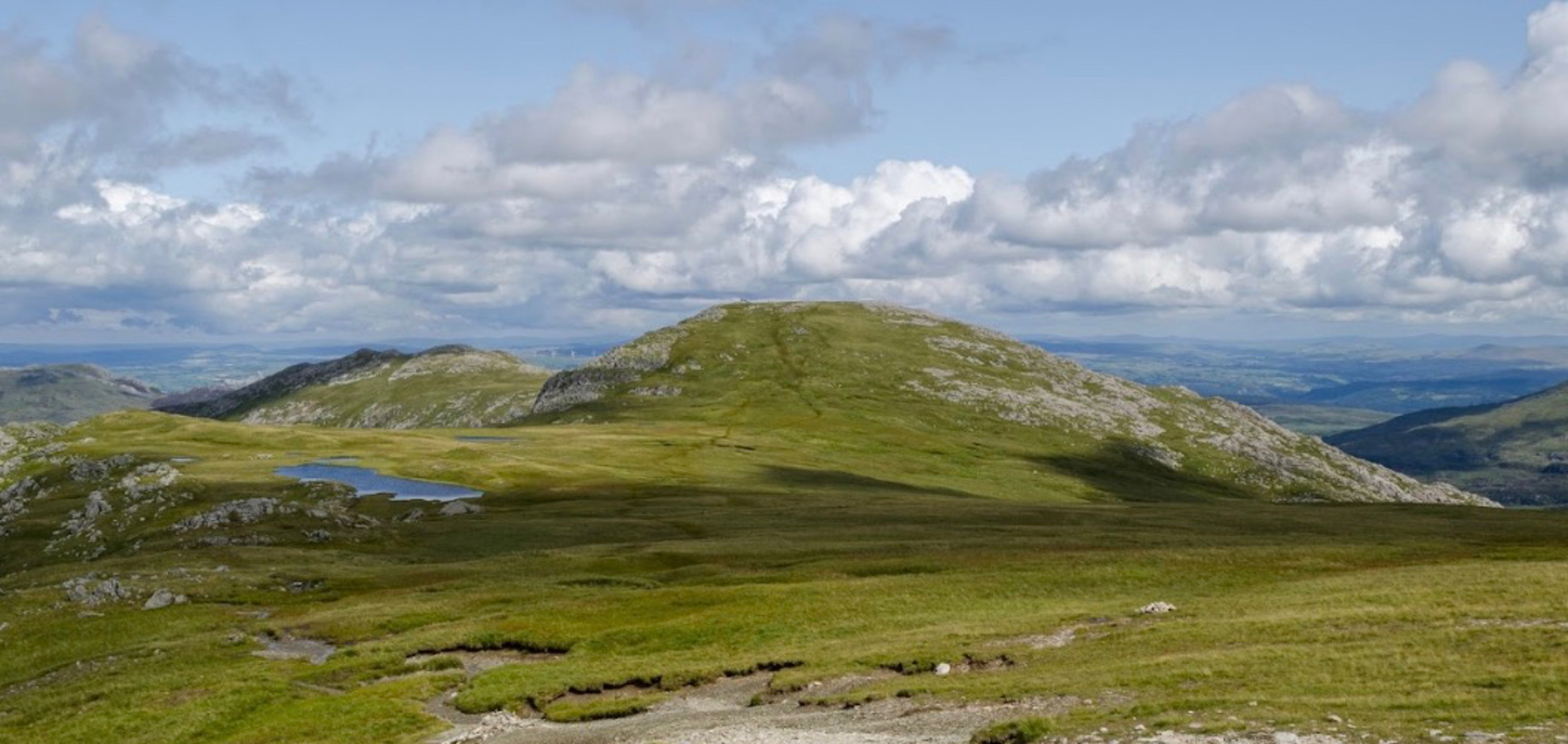 An image depicting the trail Y Foel Goch and Gallt yr Ogof Circular and its surrounding area.