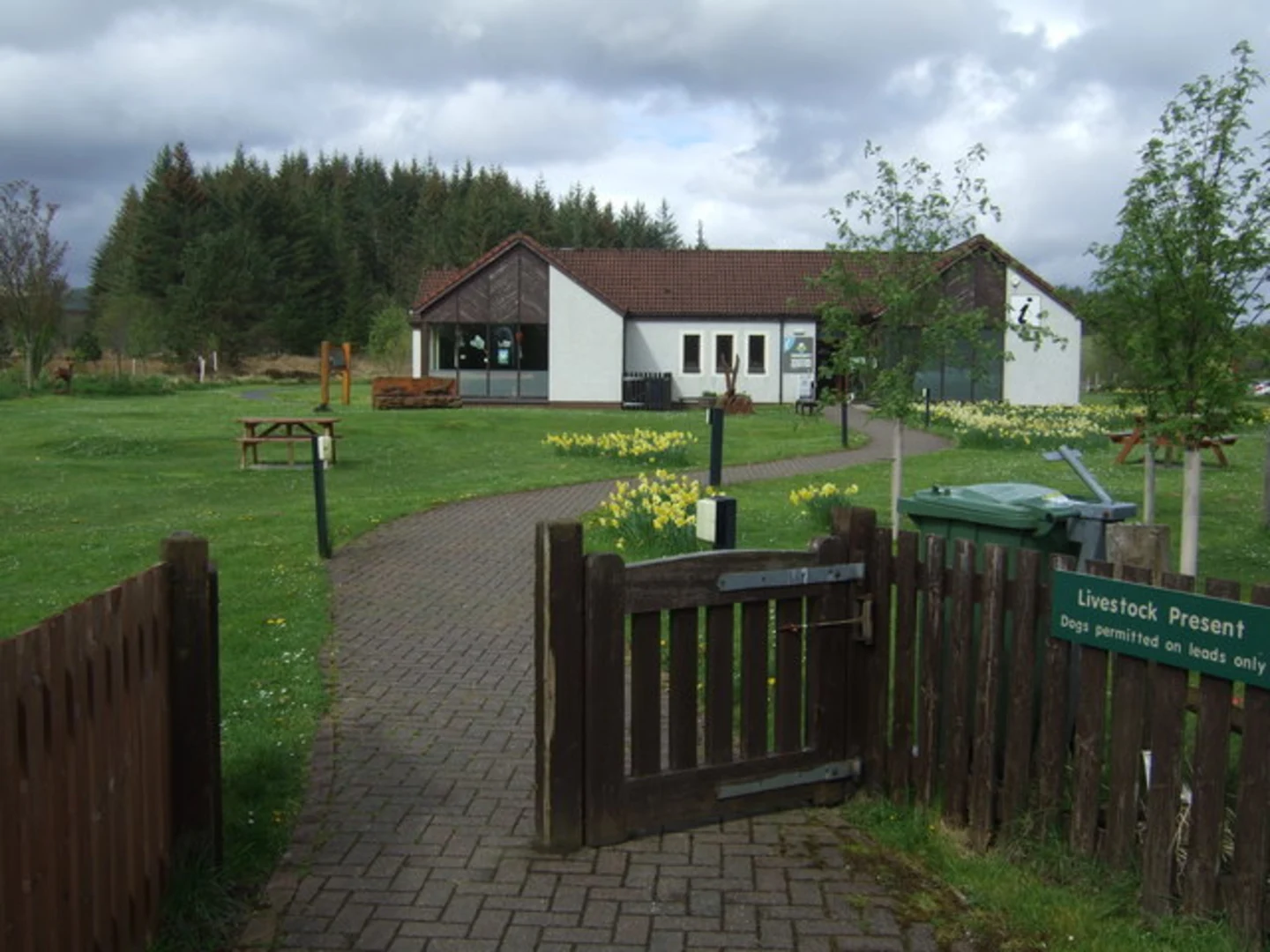 An image depicting the trail Broch Trail and its surrounding area.