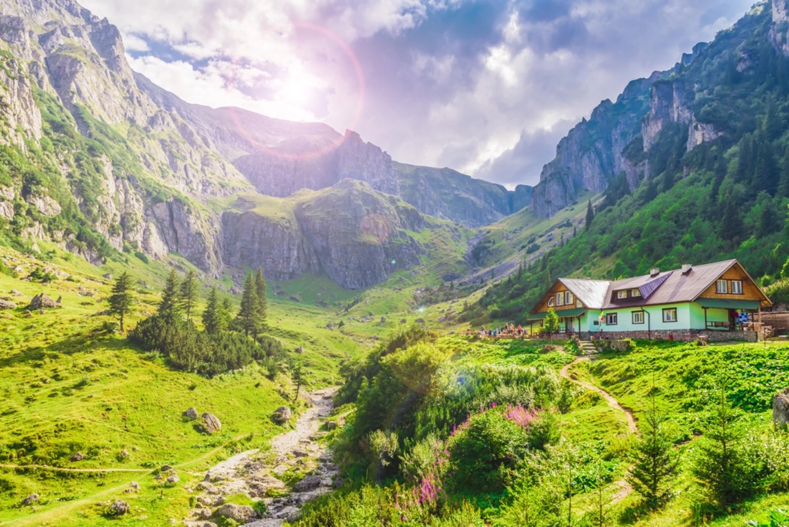 An image depicting the trail Bucegi Massif and its surrounding area.